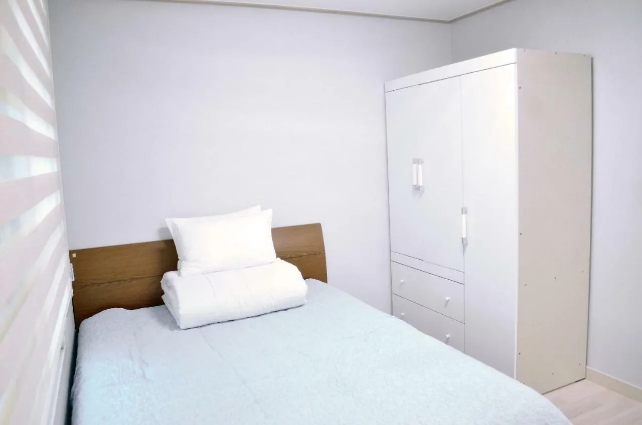 Aparthotel Marina Residence Busan